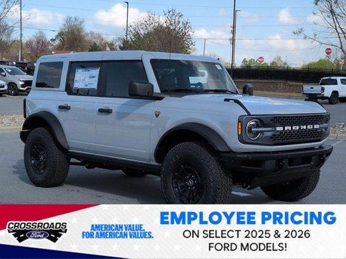 Avalanche Gray 2026 Ford Bronco Badlands