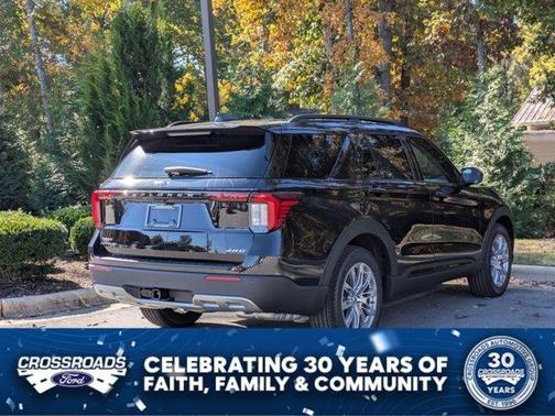 Agate Black Metallic 2026 Ford Explorer Active