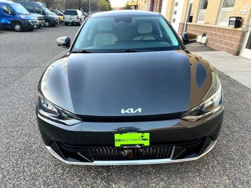 2022 Kia EV6 Wind