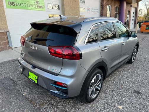 2022 Kia Niro EV EX