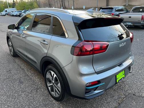 2022 Kia Niro EV EX