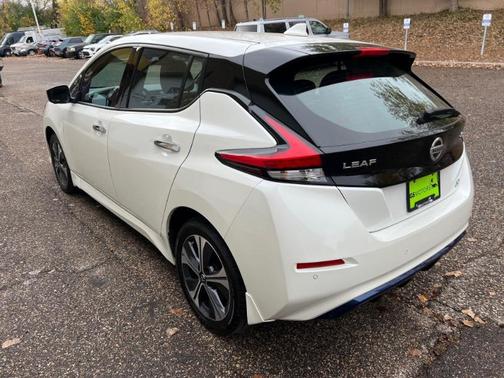 2022 Nissan Leaf SL PLUS 62 kWh