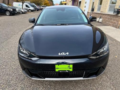 2022 Kia EV6 Wind