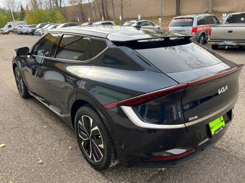 2022 Kia EV6 Wind