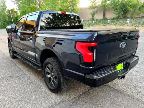 2023 Ford F-150 Lightning XLT
