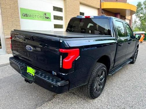 2023 Ford F-150 Lightning XLT