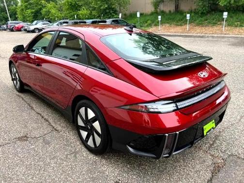 2025 Hyundai IONIQ 6 SE