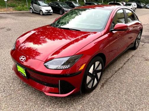 2025 Hyundai IONIQ 6 SE