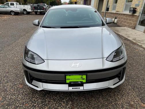 2023 Hyundai IONIQ 6 SE