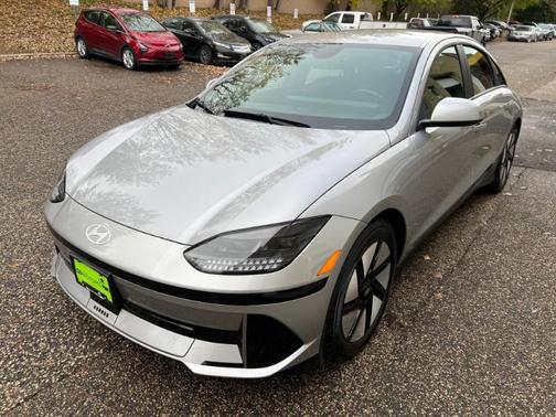 2023 Hyundai IONIQ 6 SE