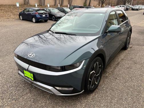 2022 Hyundai IONIQ 5 SE