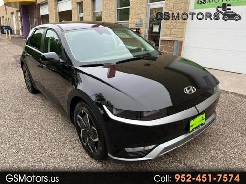 Abyss Black 2024 Hyundai IONIQ 5 SE