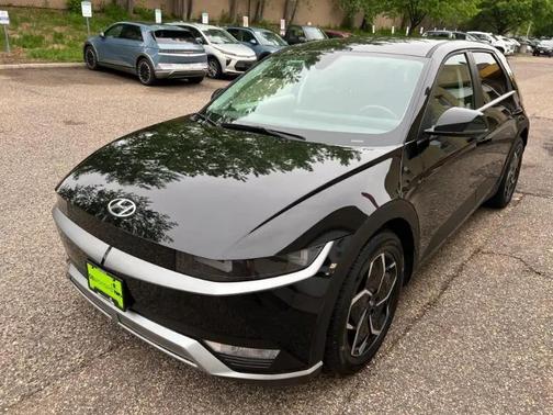 Abyss Black 2024 Hyundai IONIQ 5 SE