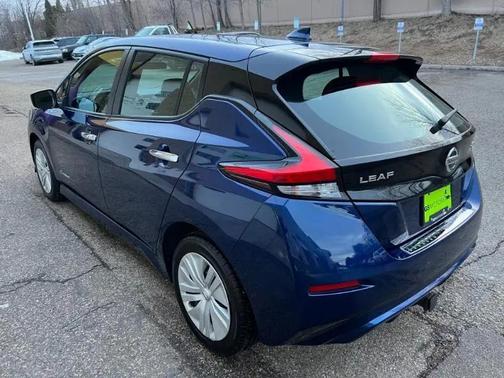 Deep Blue Pearl 2019 Nissan Leaf S