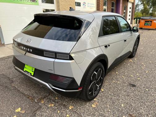 2023 Hyundai IONIQ 5 SEL
