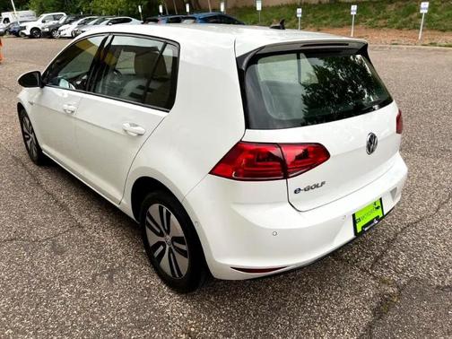 2016 Volkswagen e-Golf SEL Premium