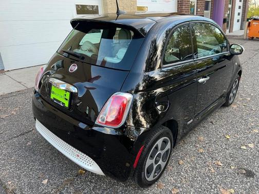 2016 FIAT 500e Battery Electric
