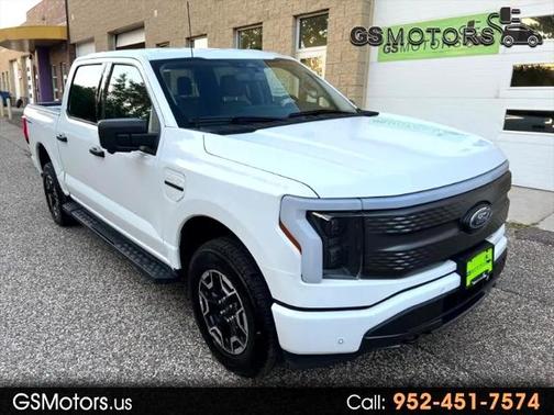 2023 Ford F-150 Lightning XLT