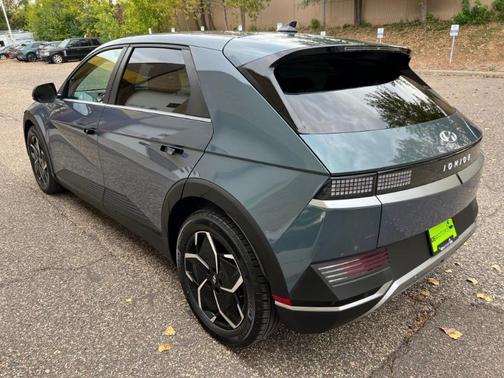 2023 Hyundai IONIQ 5 SE