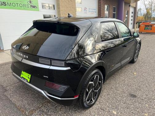 2023 Hyundai IONIQ 5 SE