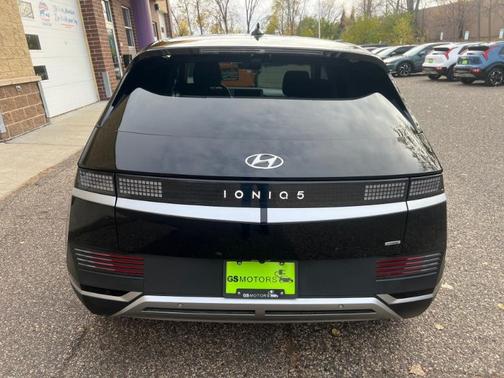 2023 Hyundai IONIQ 5 SE