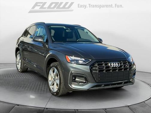 2025 Audi Q5 Premium 40 TFSI quattro S tronic