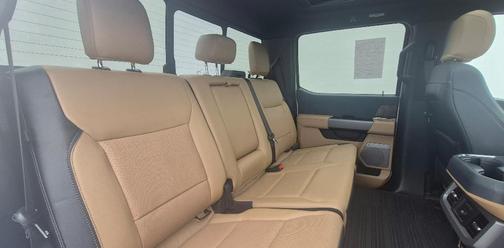 2024 Ford F-350 Lariat Super Duty