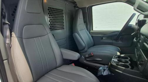 2025 Chevrolet Express 2500 Work Van