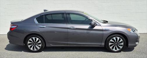 2017 Honda Accord Hybrid EX-L