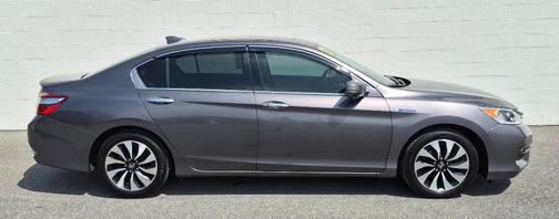2017 Honda Accord Hybrid EX-L