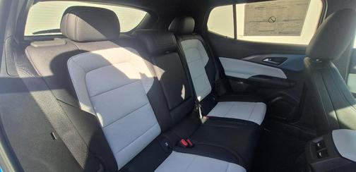 2026 Chevrolet Equinox EV LT 2