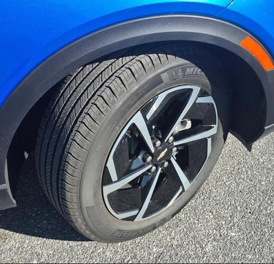 2026 Chevrolet Equinox EV LT 2