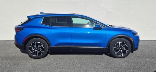 2026 Chevrolet Equinox EV LT 2