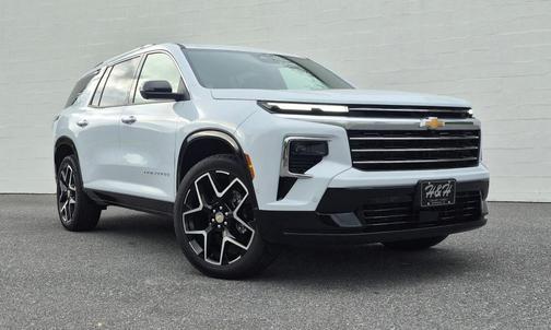 Polar White 2026 Chevrolet Traverse High Country