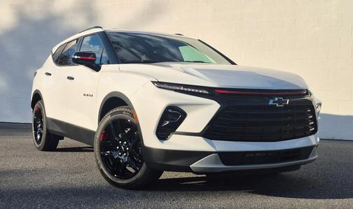 Summit White 2025 Chevrolet Blazer LT