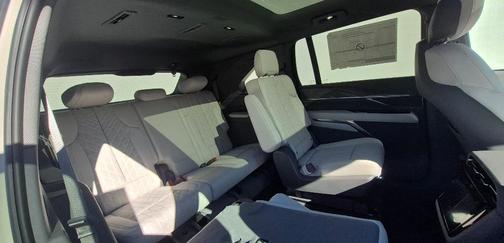 2026 Cadillac Escalade IQ Luxury