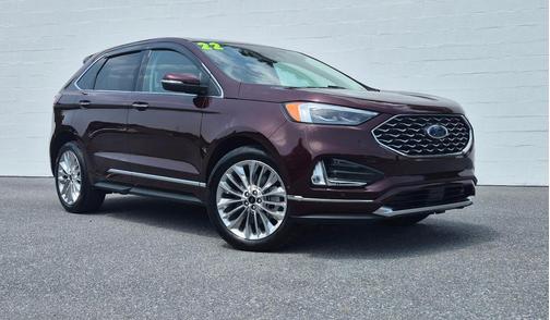 2022 Ford Edge Titanium