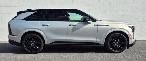 2025 Cadillac Escalade IQ Sport 1