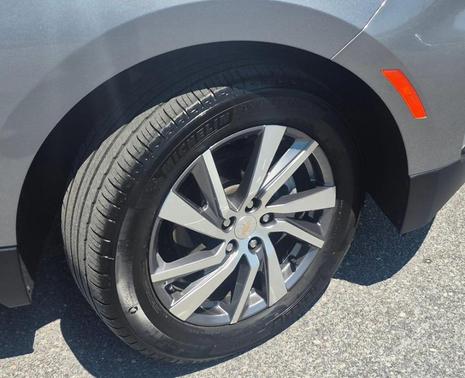 Sterling Gray Metallic 2024 Chevrolet Equinox LT