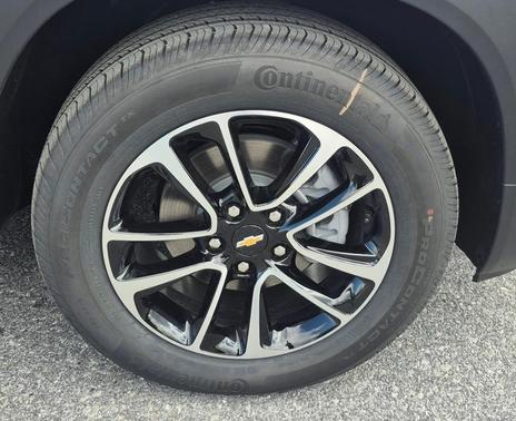 Sterling Gray 2026 Chevrolet Trailblazer LT