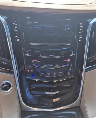 2019 Cadillac Escalade Platinum