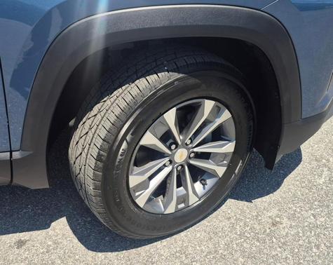 Lakeshore Blue Metallic 2026 Chevrolet Equinox LT