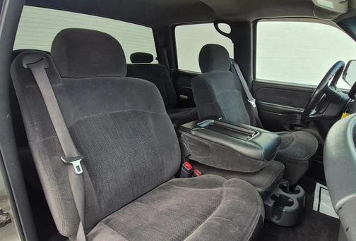 2002 Chevrolet Silverado 2500 LS H/D Crew Cab