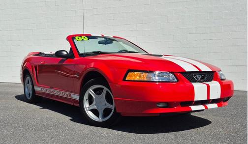 2000 Ford Mustang GT
