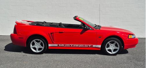 2000 Ford Mustang GT
