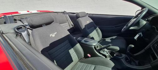 2000 Ford Mustang GT