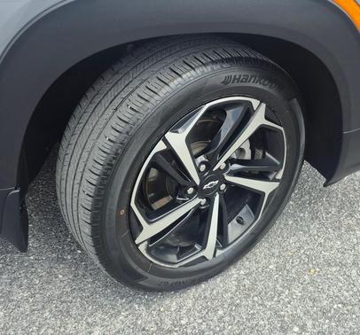 Sterling Gray Metallic 2023 Chevrolet Trailblazer RS