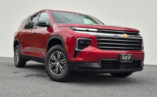 Radiant Red 2026 Chevrolet Traverse LT