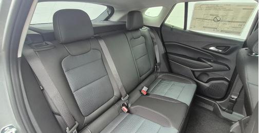 Sterling Gray Metallic 2026 Chevrolet Trax LT