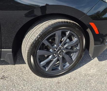 Mosaic Black Metallic 2024 Chevrolet Equinox RS
